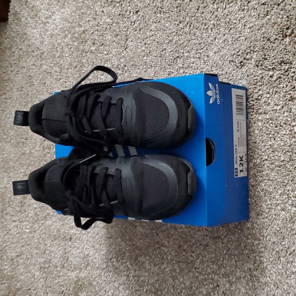12K Adidas